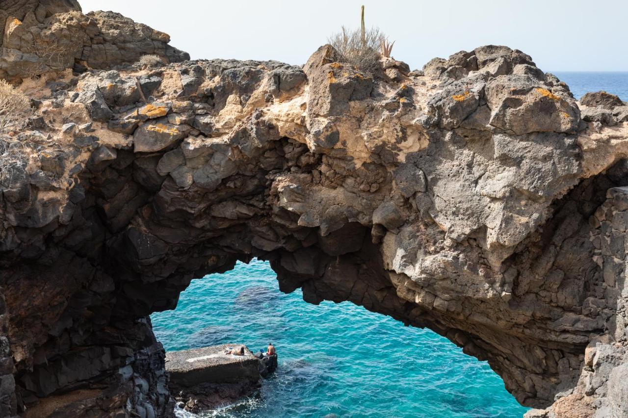 Amazing Seasights - Tenerife Costa Del Silencio Esterno foto
